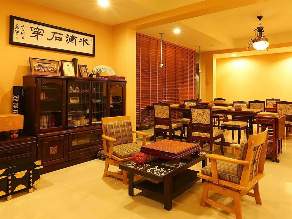 At Chiang Mai Hotel 3*