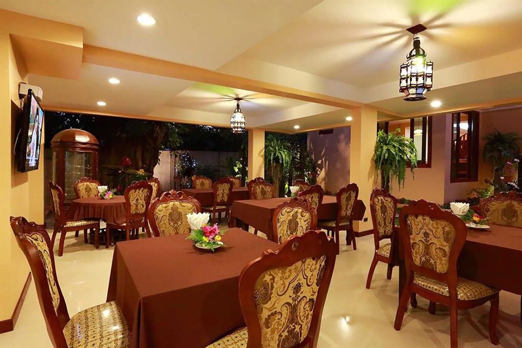At Chiang Mai Hotel 3*