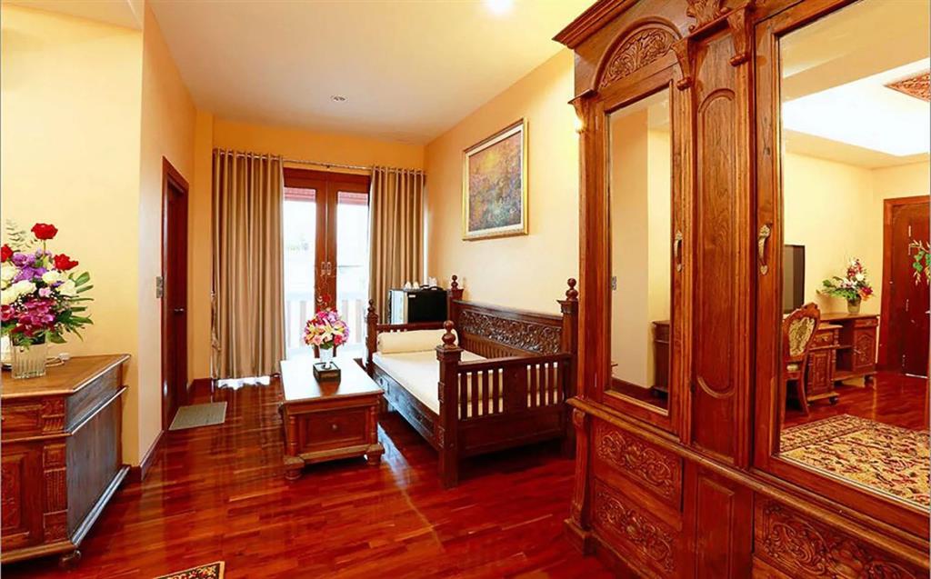 At Chiang Mai Hotel 3*