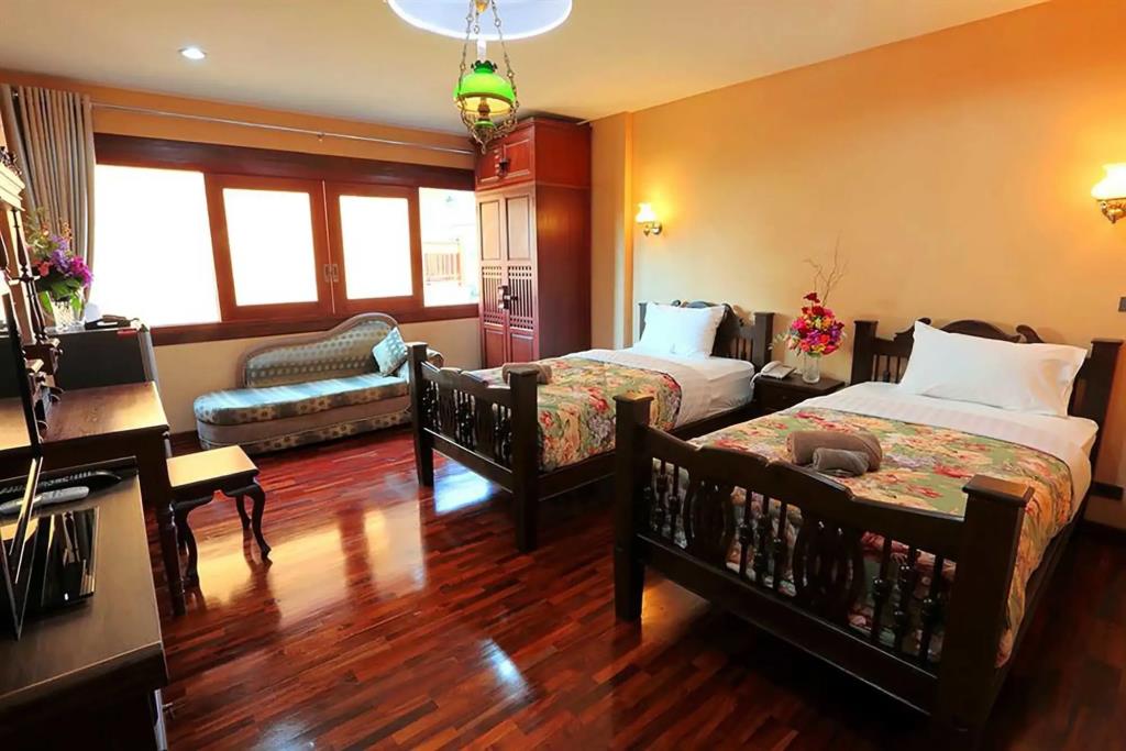 At Chiang Mai Hotel 3*