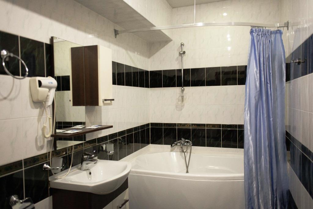 Skazka Hotel 2*