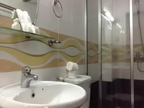 My Ngan Hotel 2*