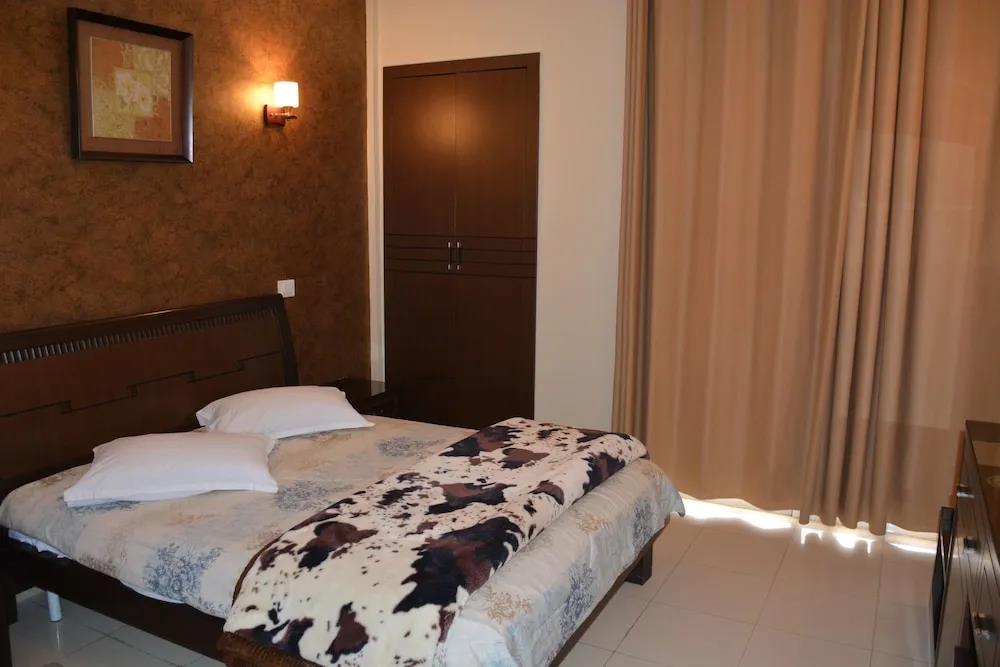 Pacha Hotel 2*