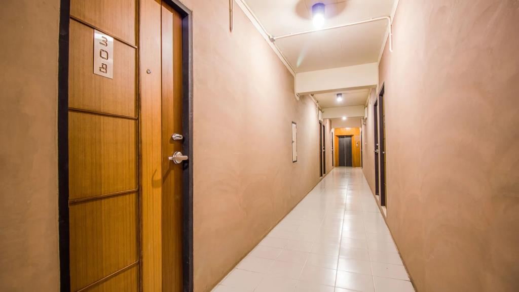 B2 Santitham (Wat Jed Yod) Boutique & Budget Hotel 3*