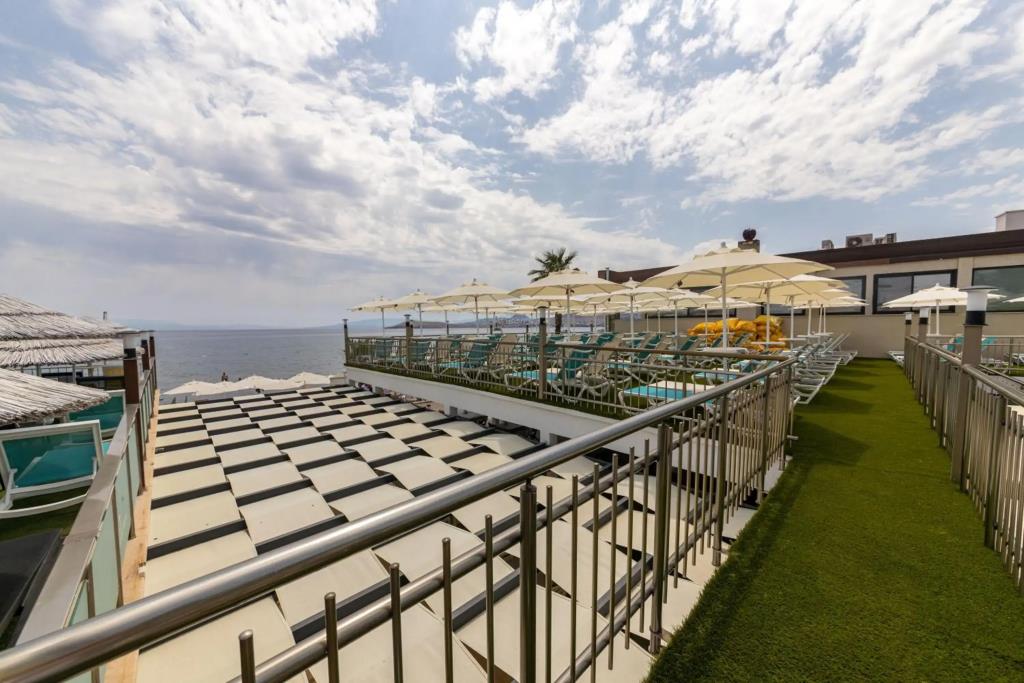 Amfora Hotel 0*
