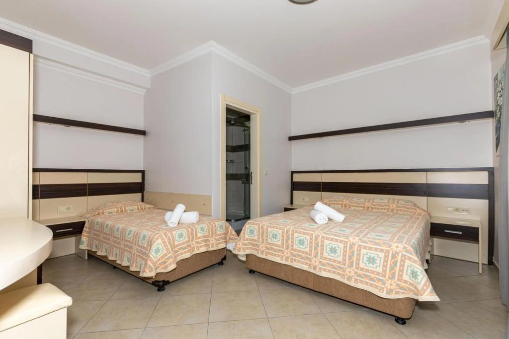 Amfora Hotel 0*