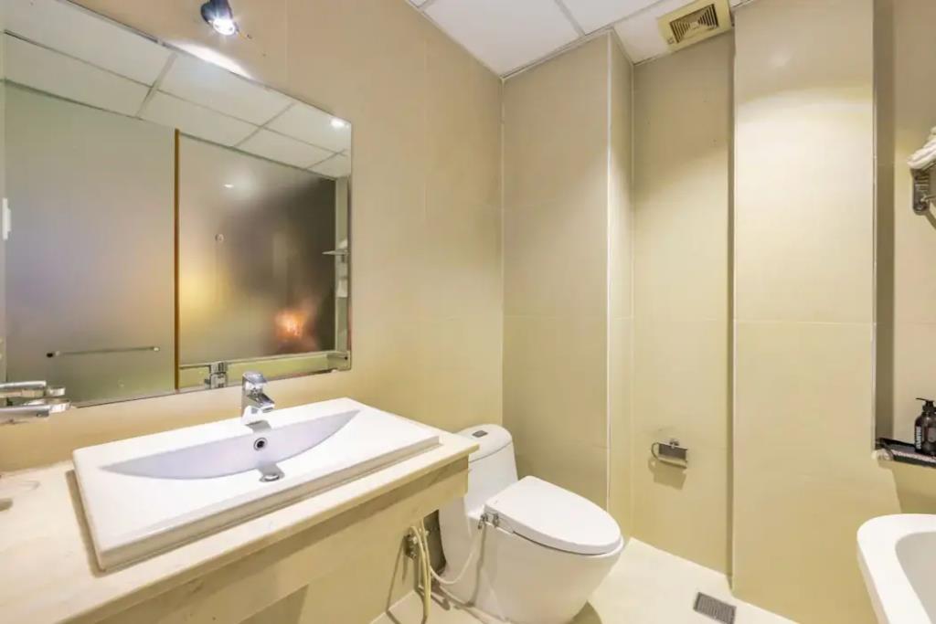 The Noble Swan Central Dong Du Hotel 3*