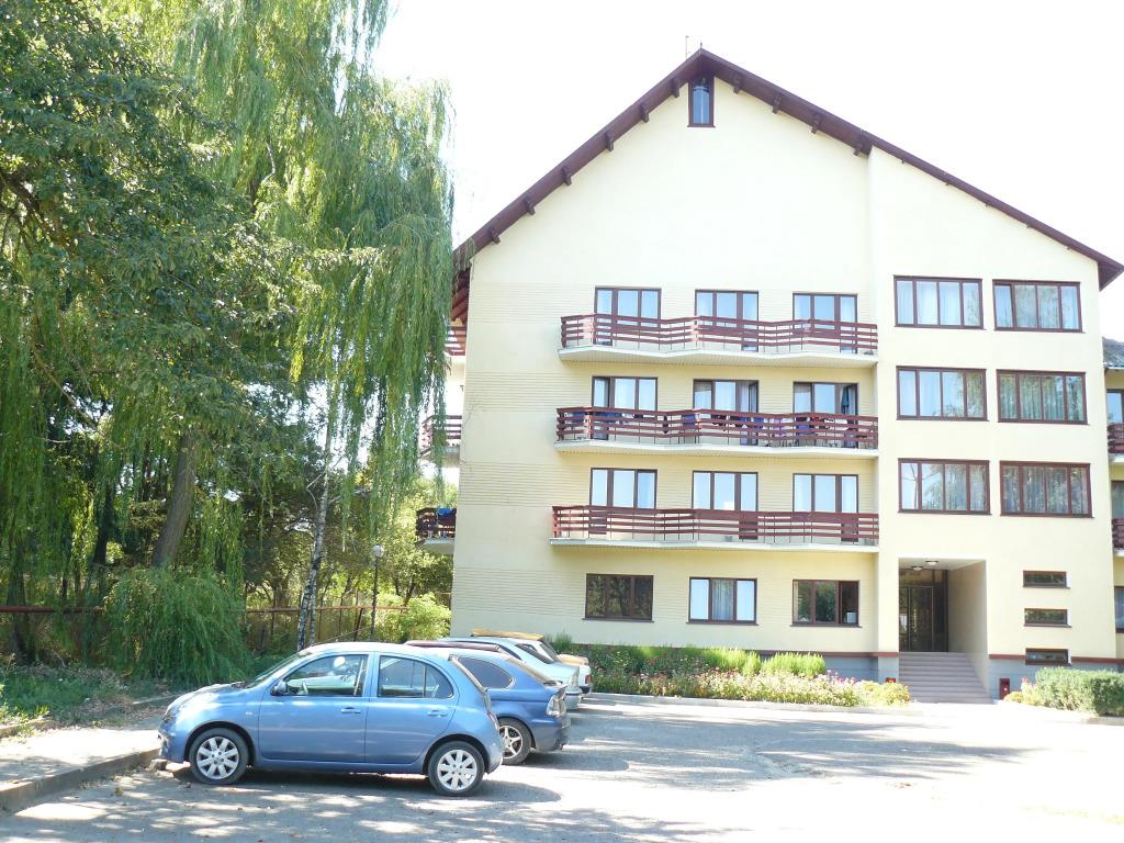 Dinamo Hotel 0*
