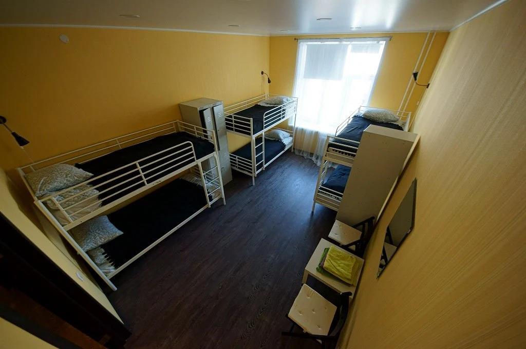 Kalinin Living Quarters 0*
