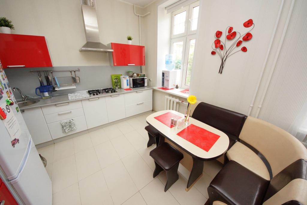 Kalinin Living Quarters 0*