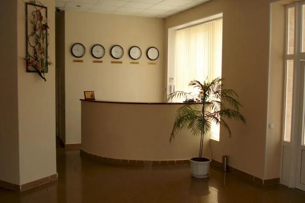 Yahont Hotel 3*