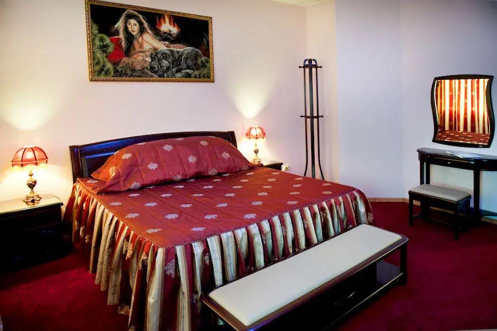 Yahont Hotel 3*