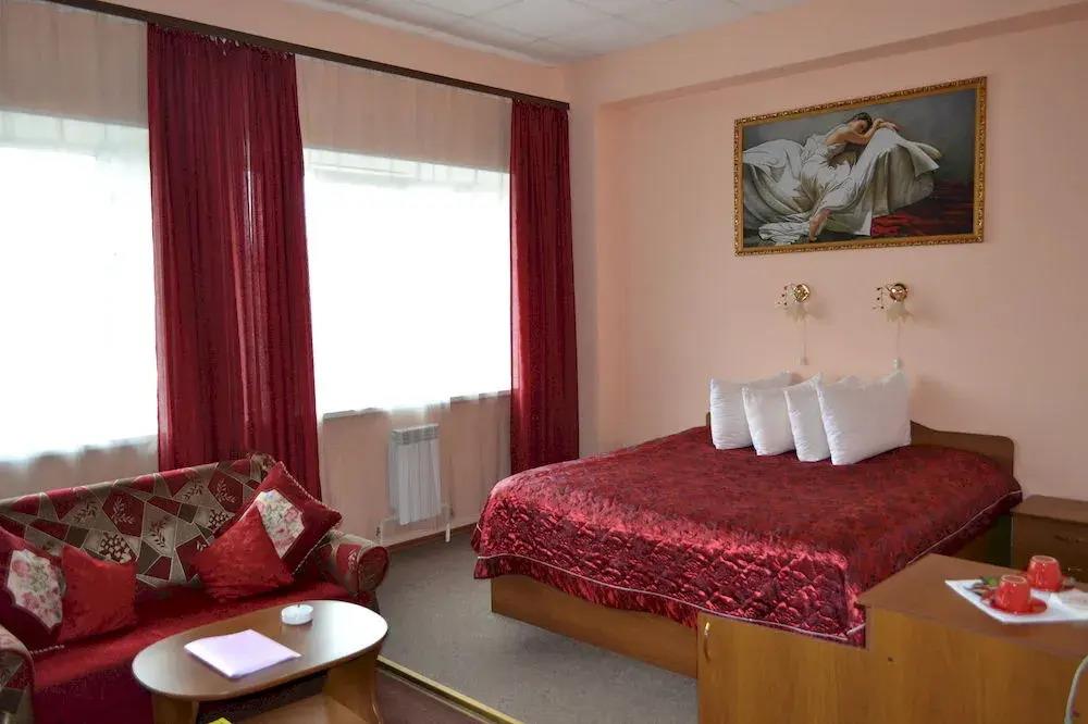 Yahont Hotel 3*