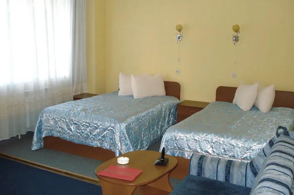 Yahont Hotel 3*