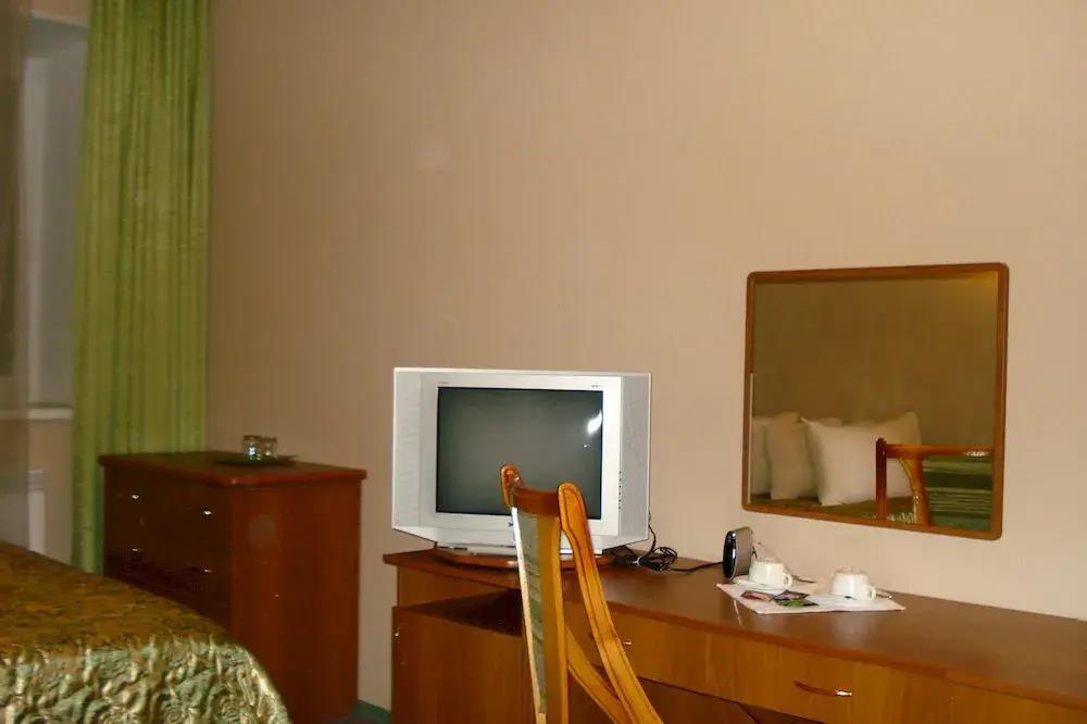 Yahont Hotel 3*