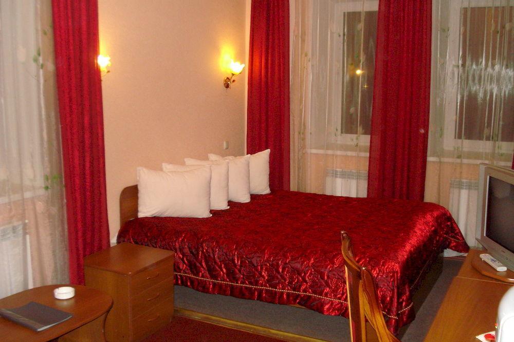 Yahont Hotel 3*