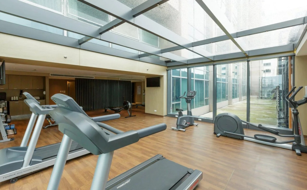 Holiday Inn Express Manila Newport City by IHG 3*
