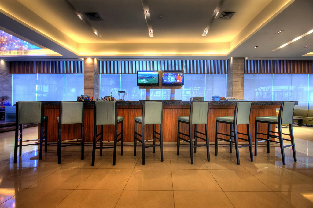 Holiday Inn Express Manila Newport City by IHG 3*
