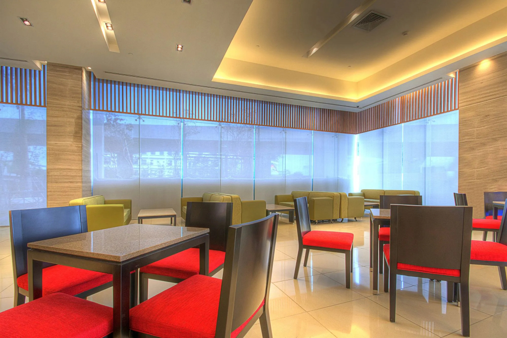 Holiday Inn Express Manila Newport City by IHG 3*