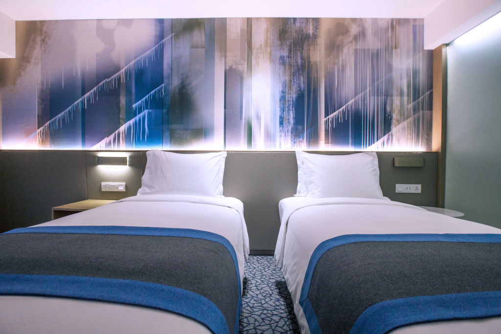 Holiday Inn Express Manila Newport City by IHG 3*