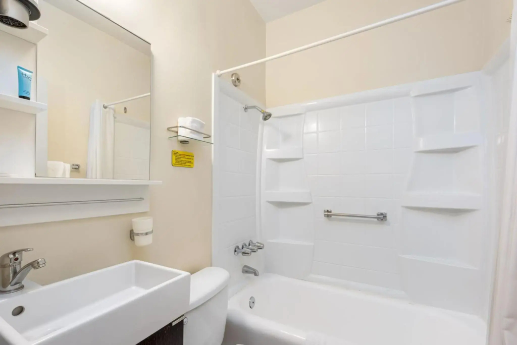 Holiday Inn Express Manila Newport City by IHG 3*