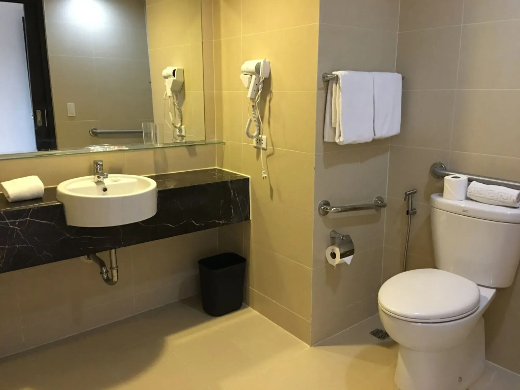 Holiday Inn Express Manila Newport City by IHG 3*