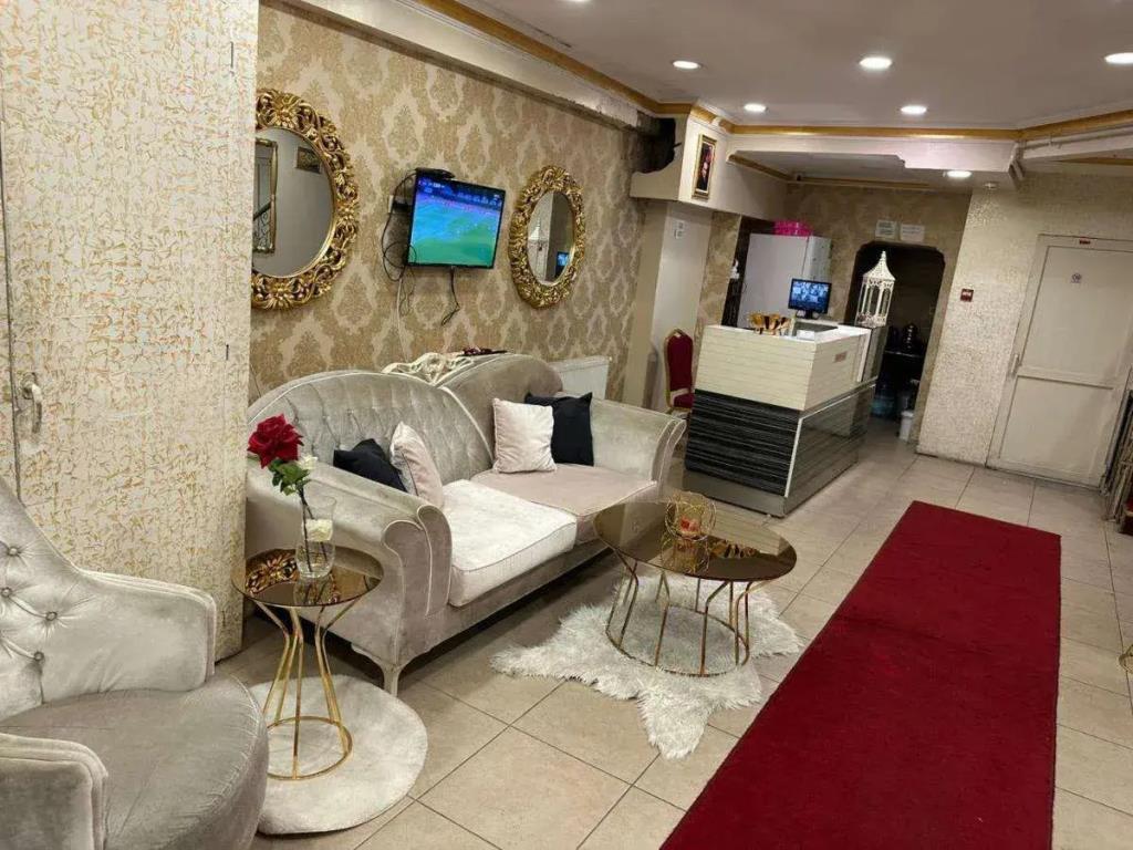 Sah Hotel 0*