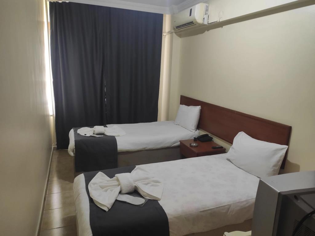 Sah Hotel 0*