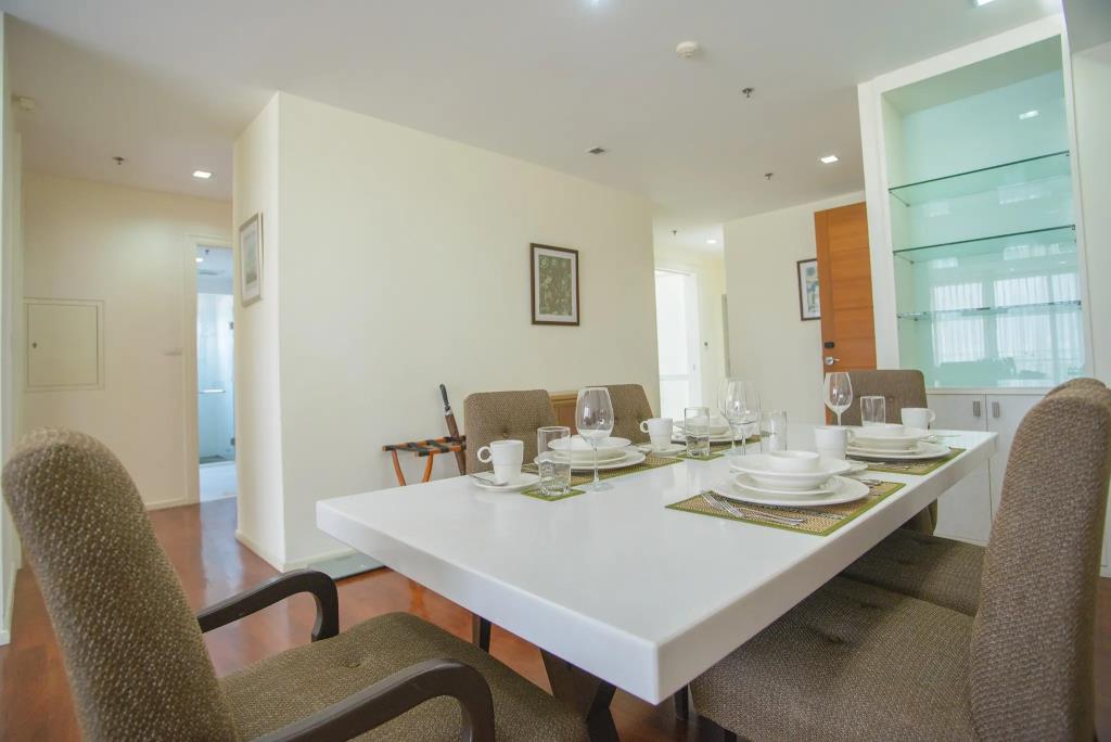 GM Serviced Apartment Hotel 4*