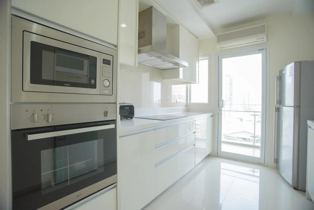 GM Serviced Apartment Hotel 4*