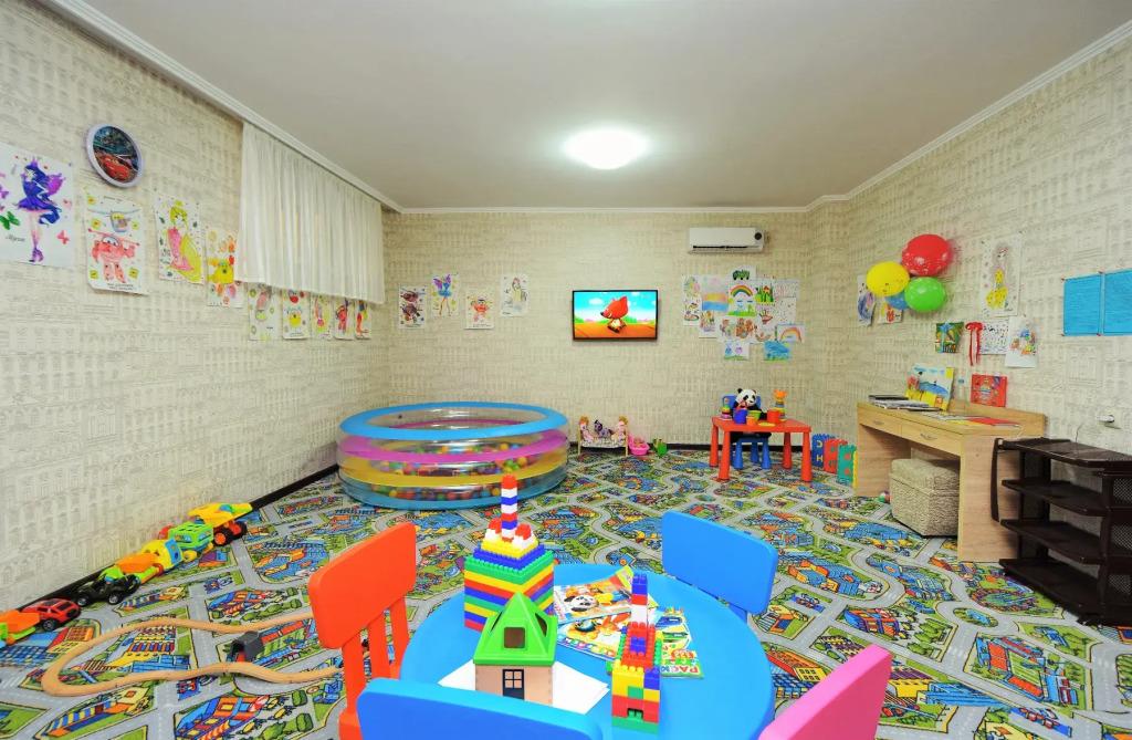 Castro Hotel 3*