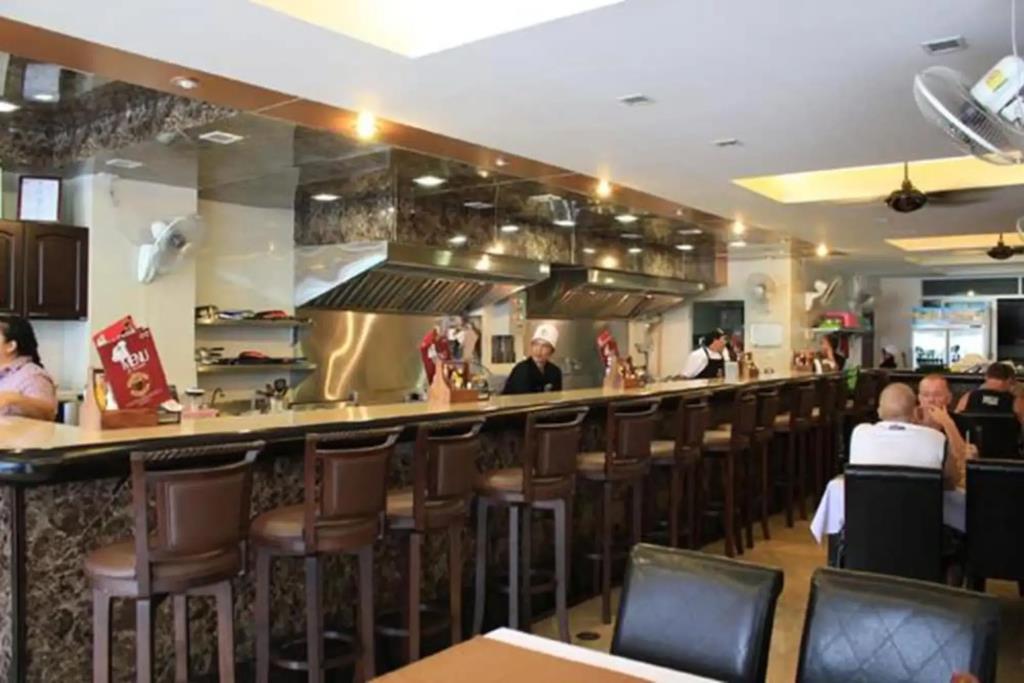 Maleez Lodge Hotel and Restaurant 3*