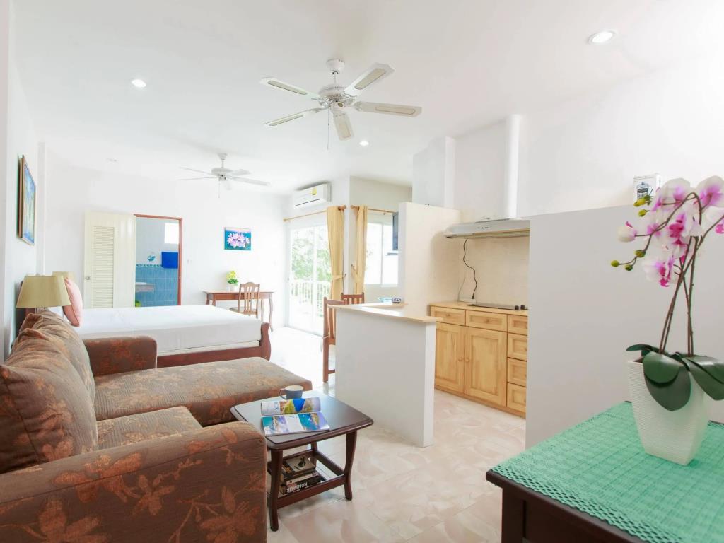 SR Sea View Apartments 0*