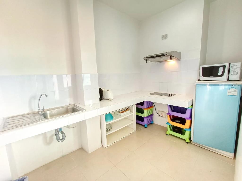 SR Sea View Apartments 0*