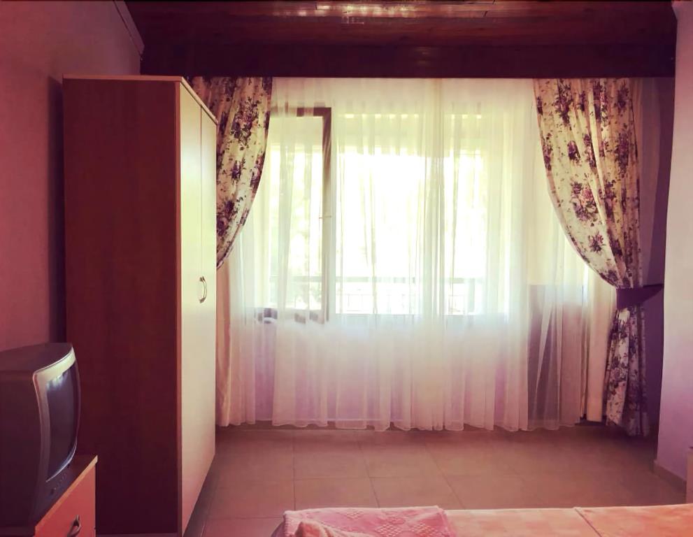 Maviev Otel 0*
