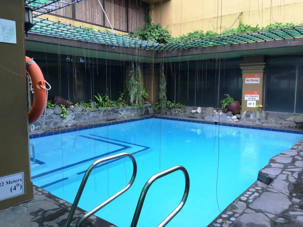 Bayview Park Hotel Manila 3*
