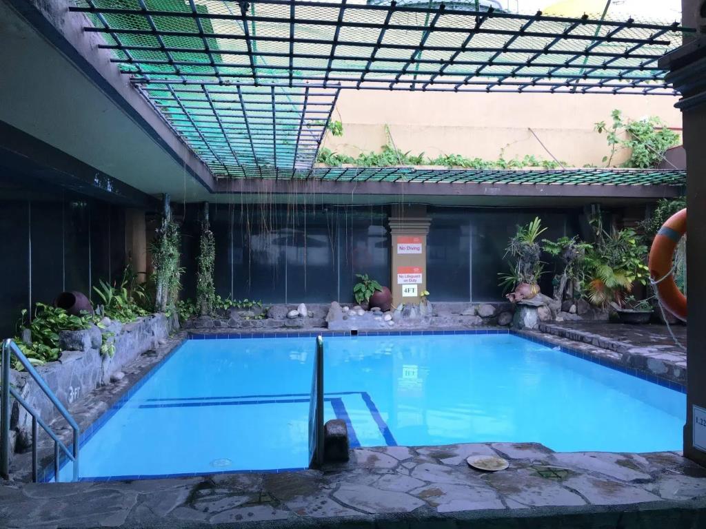 Bayview Park Hotel Manila 3*