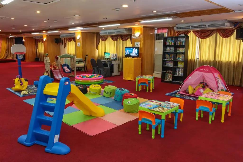 Bayview Park Hotel Manila 3*