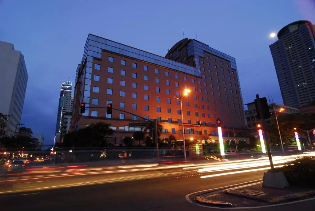 Bayview Park Hotel Manila 3*