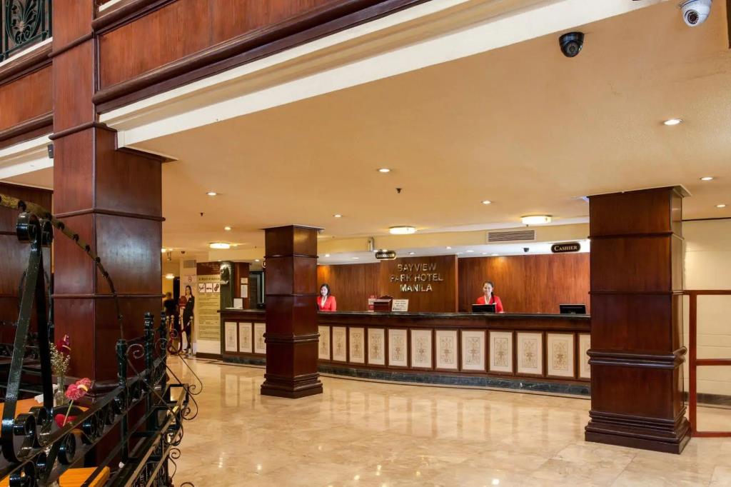 Bayview Park Hotel Manila 3*
