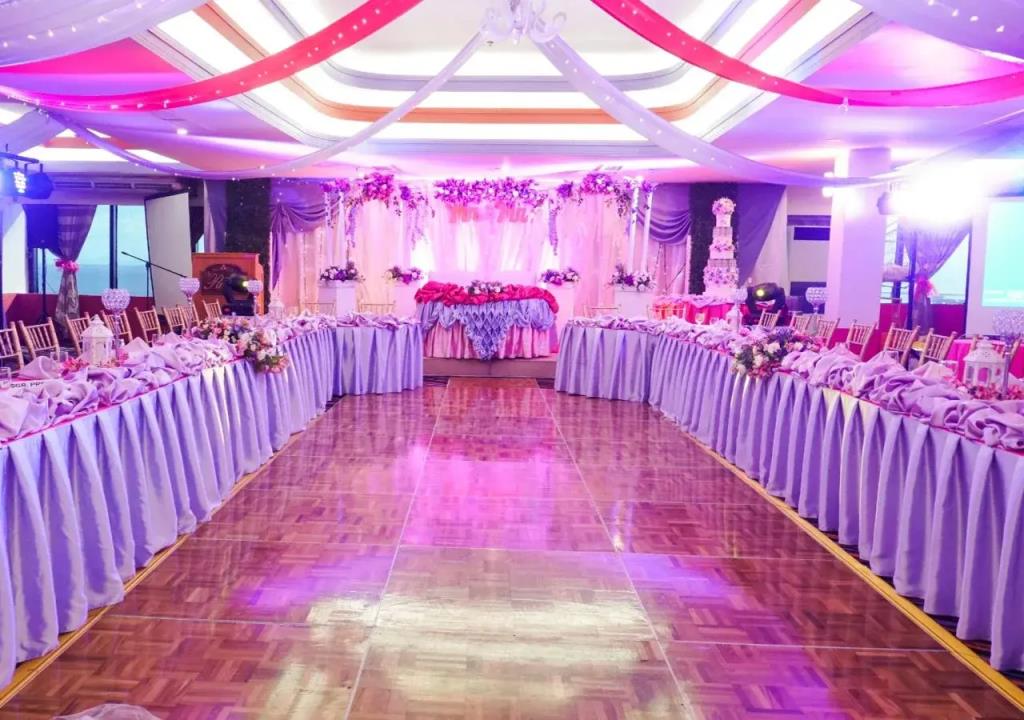 Bayview Park Hotel Manila 3*