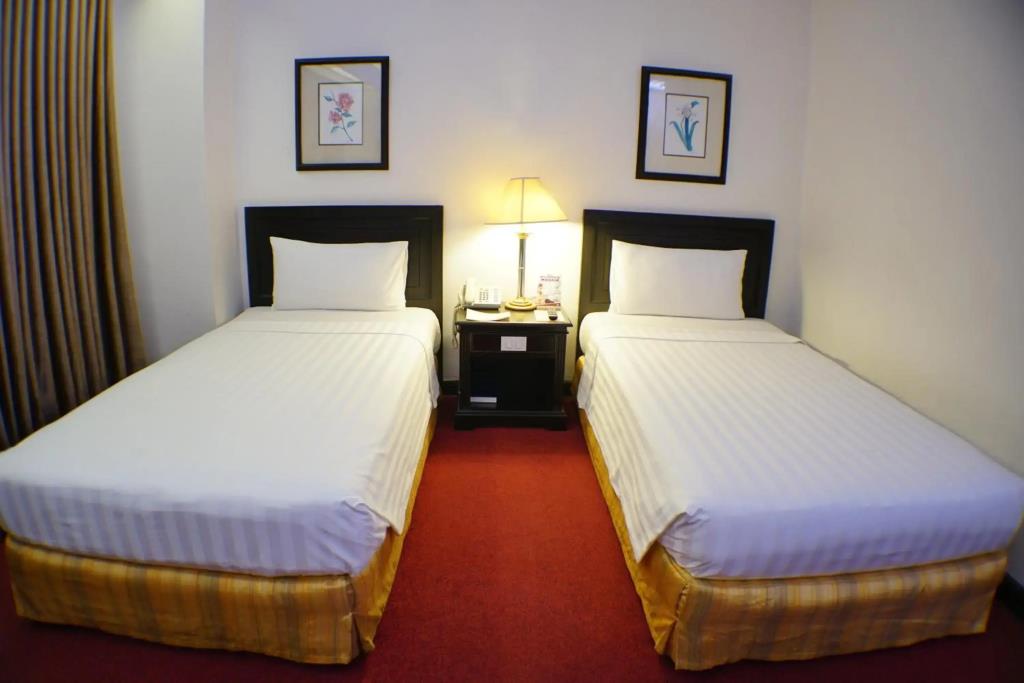 Bayview Park Hotel Manila 3*