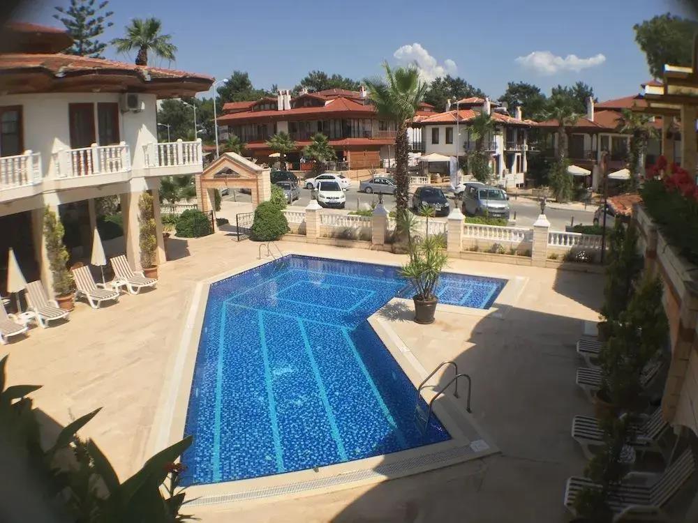 Ates Otel 0*