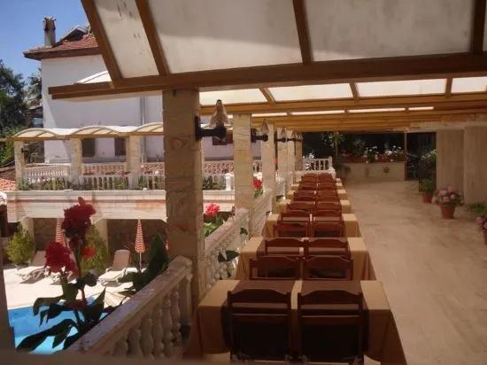 Ates Otel 0*