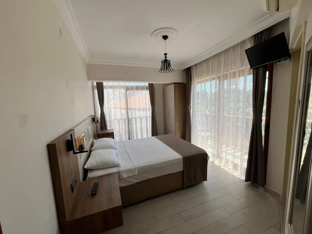 Ates Otel 0*