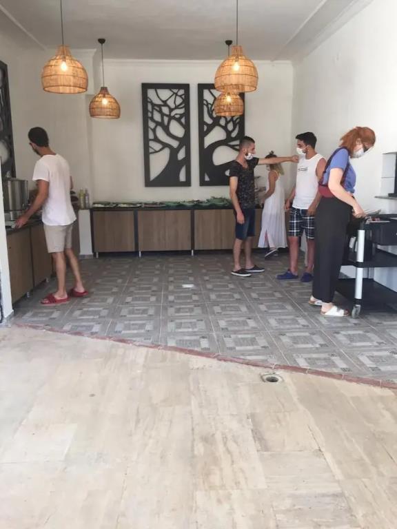 Ates Otel 0*