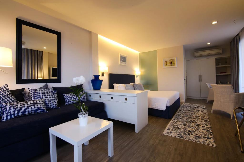 Phuket Boat Quay 4*