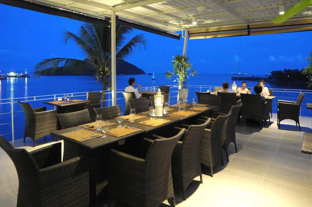 Phuket Boat Quay 4*