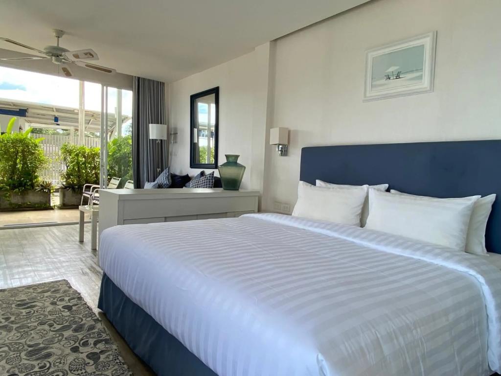 Phuket Boat Quay 4*