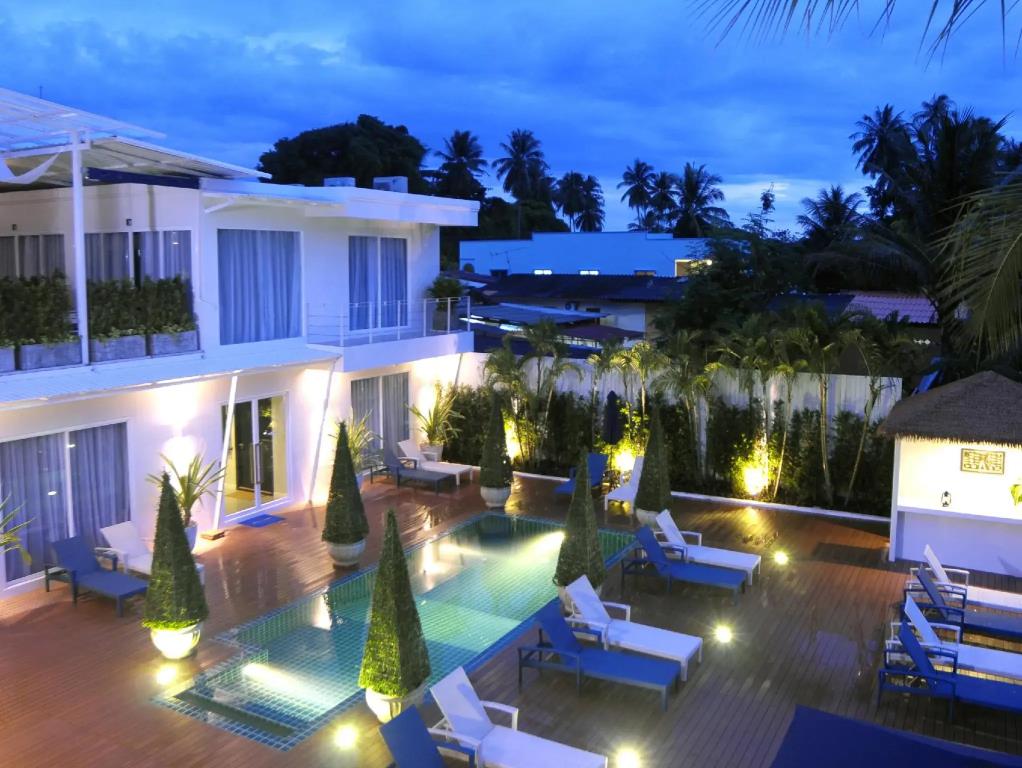 Phuket Boat Quay 4*